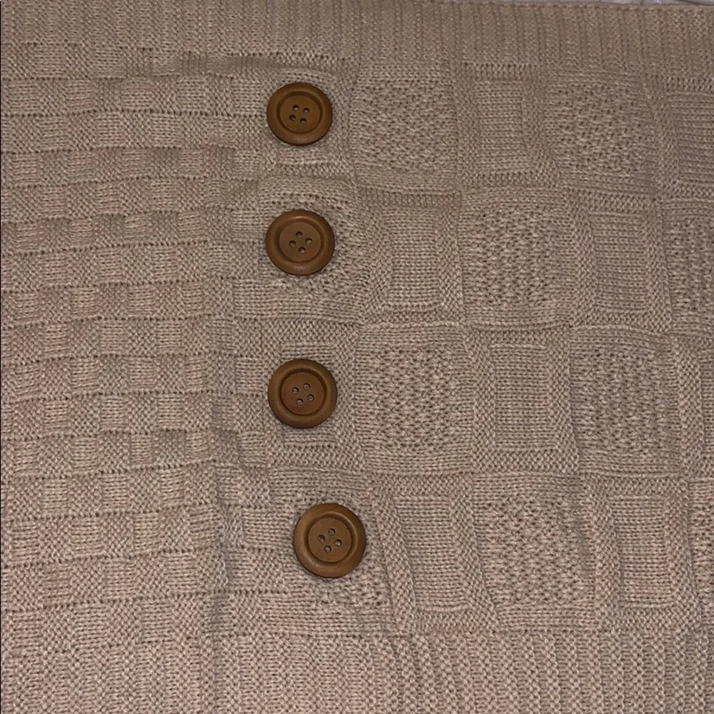 Oatmeal with buttons infinity scarf brand new